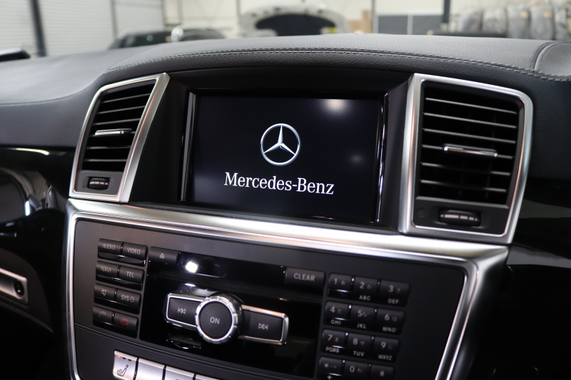 メルセデスベンツ Mクラス ML350 4MATIC AMGｽﾎﾟｰﾂ&AMGｴｸｽｸﾙｰｼﾌﾞ&ｺﾝﾌｫｰﾄ&ﾚｰﾀﾞｰｾｰﾌﾃｨPKG　最終ﾓﾃﾞﾙ ｷｰﾚｽｺﾞｰ 黒本革 ﾊﾟﾉﾗﾏSR 純正ﾅﾋﾞTV BT音楽 360ｶﾒﾗ PTS DSRC 自動Rｹﾞｰﾄ AMGｴｱﾛ&20AW ｷｾﾉﾝ　2年保証