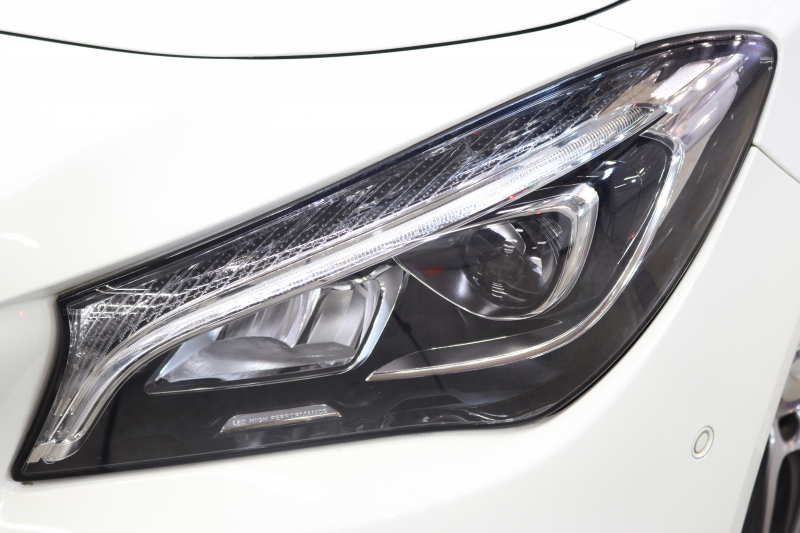 メルセデスベンツ CLAクラス CLA180ｼｭｰﾃｨﾝｸﾞﾌﾞﾚｰｸ ｽﾎﾟｰﾂ AMGﾚｻﾞｰｴｸｽｸﾙｰｼﾌﾞ&ﾚｰﾀﾞｰｾｰﾌﾃｨPKG　後期 ｷｰﾚｽｺﾞｰ 黒本革 ﾊﾟﾉﾗﾏSR HDDﾅﾋﾞTV&ｷｬﾝｾﾗｰ ｽﾏﾎ連携 harman/kardon ﾊﾞｯｸｶﾒﾗ PTS LEDﾗｲﾄ 自動Rｹﾞｰﾄ ﾊﾝｽﾞﾌﾘｰA AMGｴｱﾛ&18AW 7AT　2年保証