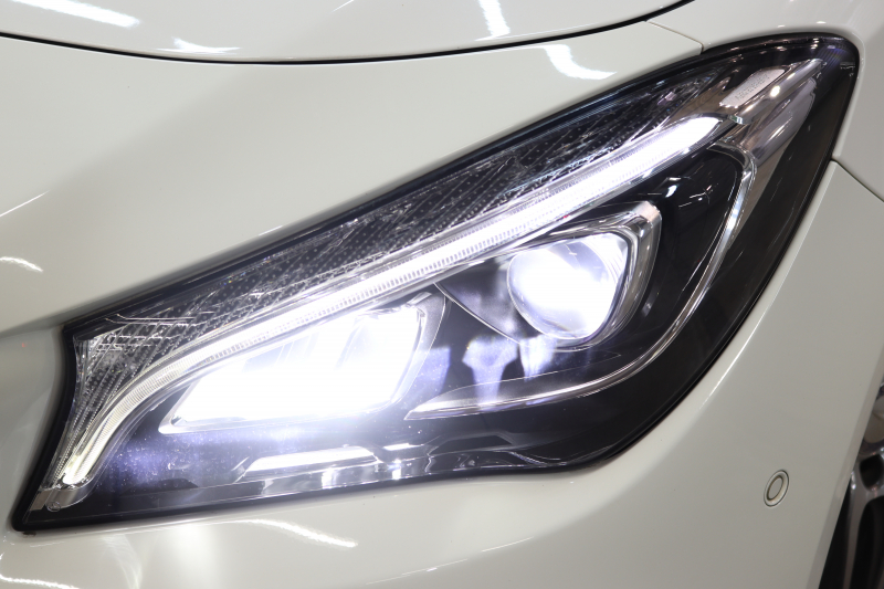 メルセデスベンツ CLAクラス CLA180ｼｭｰﾃｨﾝｸﾞﾌﾞﾚｰｸ ｽﾎﾟｰﾂ AMGﾚｻﾞｰｴｸｽｸﾙｰｼﾌﾞ&ﾚｰﾀﾞｰｾｰﾌﾃｨPKG　後期 ｷｰﾚｽｺﾞｰ 黒本革 ﾊﾟﾉﾗﾏSR HDDﾅﾋﾞTV&ｷｬﾝｾﾗｰ ｽﾏﾎ連携 harman/kardon ﾊﾞｯｸｶﾒﾗ PTS LEDﾗｲﾄ 自動Rｹﾞｰﾄ ﾊﾝｽﾞﾌﾘｰA AMGｴｱﾛ&18AW 7AT　2年保証