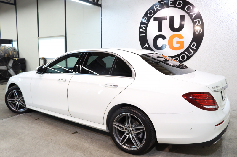 メルセデスベンツ Eクラス E220d AVG AMGﾗｲﾝ ﾚｰﾀﾞｰｾｰﾌﾃｨPKG　中期 ｷｰﾚｽｺﾞｰ 黒本革 ｼｰﾄﾋｰﾀｰ HDDﾅﾋﾞTV ｽﾏﾎ連携 BT音楽 360ｶﾒﾗ PTS LEDﾍｯﾄﾞﾗｲﾄ AMGｴｱﾛ&19AW ﾀﾞｲﾅﾐｯｸｾﾚｸﾄ ﾊﾟﾄﾞﾙｼﾌﾄ 9AT　2年保証