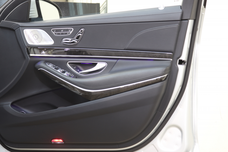 メルセデスベンツ Sクラス S550ﾛﾝｸﾞ AMGｽﾎﾟｰﾂ&ﾚｰﾀﾞｰｾｰﾌﾃｨPKG　中期 ｷｰﾚｽｺﾞｰ 黒本革 ﾍﾞﾝﾁﾚｰﾀｰ ﾊﾟﾉﾗﾏSR ﾍｯﾄﾞｱｯﾌﾟD HDDﾅﾋﾞTV BT音楽 ﾌﾞﾙﾒｽﾀｰ 360ｶﾒﾗ PTS LEDﾗｲﾄ ﾊﾝｽﾞﾌﾘｰA AMGｴｱﾛ&19AW ｴｱｻｽ ｸﾛｰｼﾞﾝｸﾞSP 7AT　2年保証