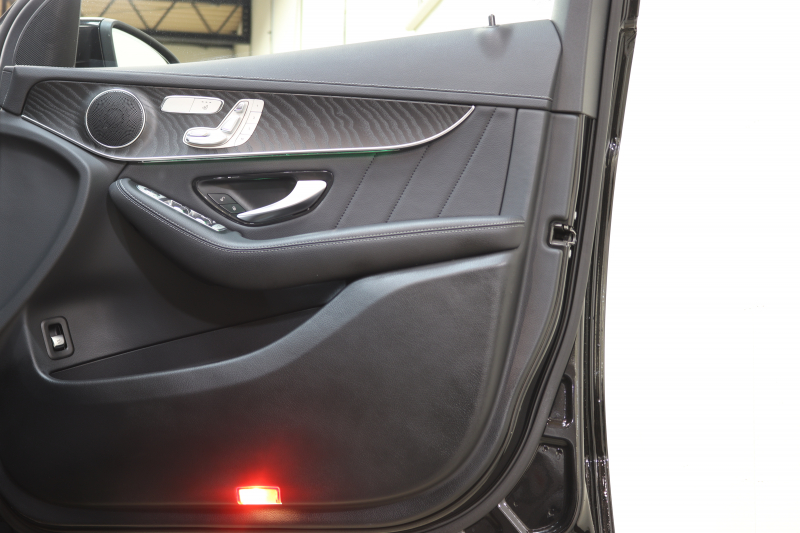 メルセデスベンツ GLC GLC220d 4MATIC AMGﾗｲﾝ ﾚｰﾀﾞｰｾｰﾌﾃｨPKG　後期 ｷｰﾚｽｺﾞｰ ﾚｻﾞｰDINAMICAｼｰﾄ ﾊﾟﾉﾗﾏSR MBUXﾅﾋﾞTV BT音楽 360ｶﾒﾗ PTS LEDﾗｲﾄ ﾊﾝｽﾞﾌﾘｰA AMGｴｱﾛ&19AW ｴｱｻｽ ﾜｲﾔﾚｽ充電 9AT　2年保証