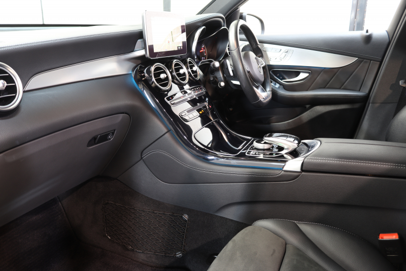 メルセデスベンツ GLC GLC250 4MATIC ｽﾎﾟｰﾂ ﾚｰﾀﾞｰｾｰﾌﾃｨPKG　ｷｰﾚｽｺﾞｰ ﾌﾞﾗｯｸﾚｻﾞｰDINAMICAｼｰﾄ HDDﾅﾋﾞTV&ｷｬﾝｾﾗｰ BT音楽 360ｶﾒﾗ PTS LEDﾗｲﾄ ﾊﾝｽﾞﾌﾘｰA AMGｴｱﾛ&19AW ﾀﾞｲﾅﾐｯｸS ﾊﾟﾅﾒﾘｶｰﾅｸﾞﾘﾙ 9AT　2年保証