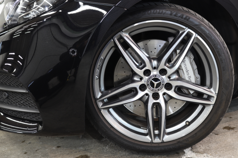 メルセデスベンツ Eクラス E300ｽﾃｰｼｮﾝﾜｺﾞﾝ AVG ｽﾎﾟｰﾂ ｴｸｽｸﾙｰｼﾌﾞ&ﾚｰﾀﾞｰｾｰﾌﾃｨPKG　中期 NEWｽﾃｱﾘﾝｸﾞ ｷｰﾚｽｺﾞｰ 黒本革 ﾊﾟﾉﾗﾏSR ﾍｯﾄﾞｱｯﾌﾟD HDDﾅﾋﾞTV ｽﾏﾎ連携 ﾌﾞﾙﾒｽﾀｰ 360ｶﾒﾗ PTS LEDﾗｲﾄ ﾊﾝｽﾞﾌﾘｰA AMGｴｱﾛ&19AW ﾀﾞｲﾅﾐｯｸS 9AT　2年保証