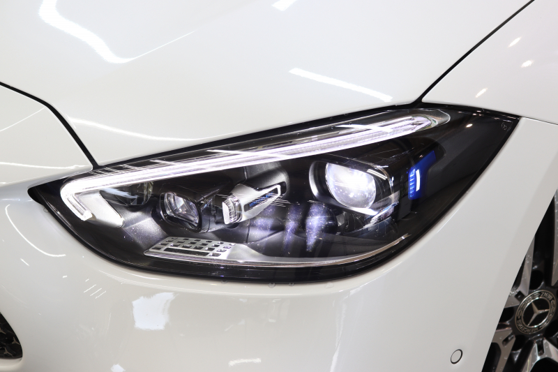 メルセデスベンツ Cクラス C200ｽﾃｰｼｮﾝﾜｺﾞﾝ AVG AMGﾗｲﾝ ﾚｻﾞｰｴｸｽｸﾙｰｼﾌﾞ&ﾍﾞｰｼｯｸ&ﾚｰﾀﾞｰｾｰﾌﾃｨPKG　ISG搭載 ｷｰﾚｽｺﾞｰ 茶/黒本革 ﾊﾟﾉﾗﾏSR ﾍｯﾄﾞｱｯﾌﾟD MBUXﾅﾋﾞTV ｽﾏﾎ連携 360ｶﾒﾗ PTS LEDﾗｲﾄ 自動Rｹﾞｰﾄ AMGｴｱﾛ&18AW ﾜｲﾔﾚｽ充電 9AT　2年保証