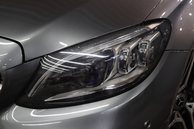 メルセデスベンツ Cクラス C200 AVG AMGﾗｲﾝ ﾚｻﾞｰｴｸｽｸﾙｰｼﾌﾞ&ﾚｰﾀﾞｰｾｰﾌﾃｨPKG　BSG搭載 後期 ｷｰﾚｽｺﾞｰ 黒本革 ﾍｯﾄﾞｱｯﾌﾟD HDDﾅﾋﾞTV ｽﾏﾎ連携 ﾌﾞﾙﾒｽﾀｰ ﾊﾞｯｸｶﾒﾗ PTS LEDﾗｲﾄ ﾊﾝｽﾞﾌﾘｰA AMGｴｱﾛ&18AW ﾀﾞｲﾅﾐｯｸS ｴｱｻｽ 9AT　2年保証