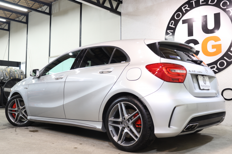 AMG Aクラス A45 4MATIC AMGｴｸｽｸﾙｰｼﾌﾞ&ﾚｰﾀﾞｰｾｰﾌﾃｨPKG　黒本革 ｼｰﾄﾋｰﾀｰ HDDﾅﾋﾞTV BT音楽 ﾊﾞｯｸｶﾒﾗ PTS ｷｾﾉﾝ AMG専用装備&ﾁｭｰﾆﾝｸﾞ 7AT　2年保証