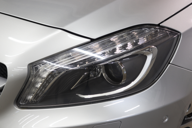 AMG Aクラス A45 4MATIC AMGｴｸｽｸﾙｰｼﾌﾞ&ﾚｰﾀﾞｰｾｰﾌﾃｨPKG　黒本革 ｼｰﾄﾋｰﾀｰ HDDﾅﾋﾞTV BT音楽 ﾊﾞｯｸｶﾒﾗ PTS ｷｾﾉﾝ AMG専用装備&ﾁｭｰﾆﾝｸﾞ 7AT　2年保証