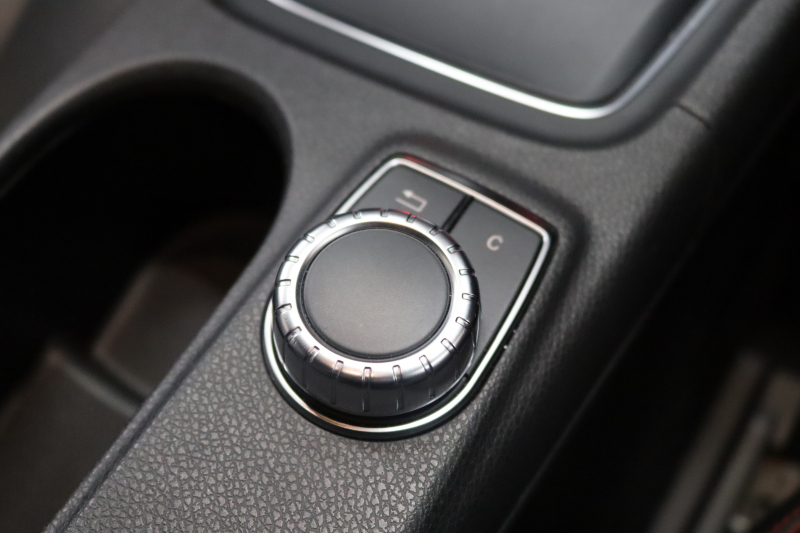 AMG Aクラス A45 4MATIC AMGｴｸｽｸﾙｰｼﾌﾞ&ﾚｰﾀﾞｰｾｰﾌﾃｨPKG　黒本革 ｼｰﾄﾋｰﾀｰ HDDﾅﾋﾞTV BT音楽 ﾊﾞｯｸｶﾒﾗ PTS ｷｾﾉﾝ AMG専用装備&ﾁｭｰﾆﾝｸﾞ 7AT　2年保証