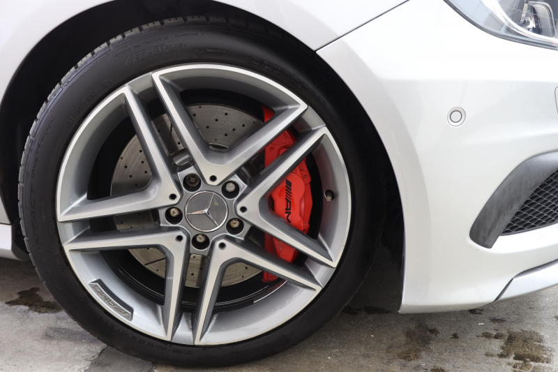 AMG Aクラス A45 4MATIC AMGｴｸｽｸﾙｰｼﾌﾞ&ﾚｰﾀﾞｰｾｰﾌﾃｨPKG　黒本革 ｼｰﾄﾋｰﾀｰ HDDﾅﾋﾞTV BT音楽 ﾊﾞｯｸｶﾒﾗ PTS ｷｾﾉﾝ AMG専用装備&ﾁｭｰﾆﾝｸﾞ 7AT　2年保証