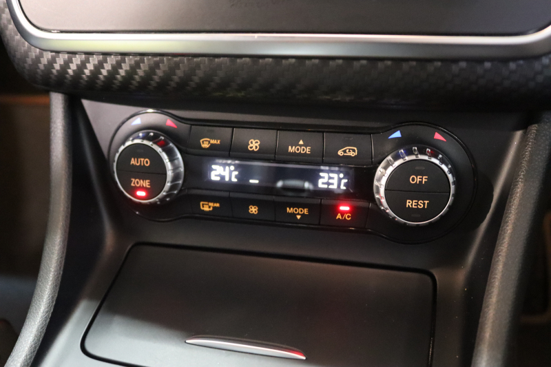 AMG Aクラス A45 4MATIC AMGｴｸｽｸﾙｰｼﾌﾞ&ﾚｰﾀﾞｰｾｰﾌﾃｨPKG　黒本革 ｼｰﾄﾋｰﾀｰ HDDﾅﾋﾞTV BT音楽 ﾊﾞｯｸｶﾒﾗ PTS ｷｾﾉﾝ AMG専用装備&ﾁｭｰﾆﾝｸﾞ 7AT　2年保証