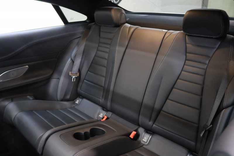 メルセデスベンツ Eクラス E200ｸｰﾍﾟ ｽﾎﾟｰﾂ ﾚｻﾞｰ&ﾚｰﾀﾞｰｾｰﾌﾃｨPKG　BSG搭載 後期 1ｵｰﾅｰ ｷｰﾚｽｺﾞｰ 黒本革 ﾊﾟﾉﾗﾏSR ﾍｯﾄﾞｱｯﾌﾟD MBUXﾅﾋﾞTV ｽﾏﾎ連携 ﾌﾞﾙﾒｽﾀｰ 360ｶﾒﾗ PTS LEDﾗｲﾄ AMGｴｱﾛ&19AW ﾀﾞｲﾅﾐｯｸS 9AT　2年保証