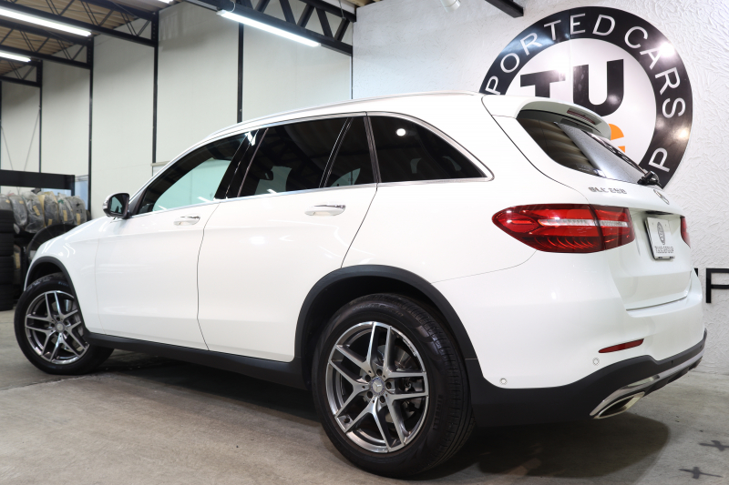 メルセデスベンツ GLC GLC250 4MATIC ｽﾎﾟｰﾂ 本革仕様 ﾚｰﾀﾞｰｾｰﾌﾃｨPKG　ｷｰﾚｽｺﾞｰ 黒本革 ﾊﾟﾉﾗﾏSR ﾍｯﾄﾞｱｯﾌﾟD HDDﾅﾋﾞTV BT音楽 ﾌﾞﾙﾒｽﾀｰ 360ｶﾒﾗ PTS LEDﾗｲﾄ ﾊﾝｽﾞﾌﾘｰA AMGｴｱﾛ&19AW ﾀﾞｲﾅﾐｯｸS 9AT　2年保証
