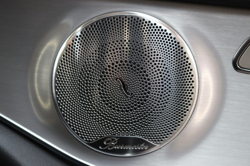 メルセデスベンツ GLC GLC250 4MATIC ｽﾎﾟｰﾂ 本革仕様 ﾚｰﾀﾞｰｾｰﾌﾃｨPKG　ｷｰﾚｽｺﾞｰ 黒本革 ﾊﾟﾉﾗﾏSR ﾍｯﾄﾞｱｯﾌﾟD HDDﾅﾋﾞTV BT音楽 ﾌﾞﾙﾒｽﾀｰ 360ｶﾒﾗ PTS LEDﾗｲﾄ ﾊﾝｽﾞﾌﾘｰA AMGｴｱﾛ&19AW ﾀﾞｲﾅﾐｯｸS 9AT　2年保証