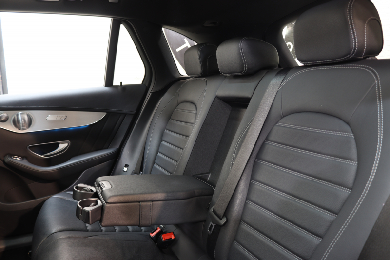 メルセデスベンツ GLC GLC250 4MATIC ｽﾎﾟｰﾂ 本革仕様 ﾚｰﾀﾞｰｾｰﾌﾃｨPKG　ｷｰﾚｽｺﾞｰ 黒本革 ﾊﾟﾉﾗﾏSR ﾍｯﾄﾞｱｯﾌﾟD HDDﾅﾋﾞTV BT音楽 ﾌﾞﾙﾒｽﾀｰ 360ｶﾒﾗ PTS LEDﾗｲﾄ ﾊﾝｽﾞﾌﾘｰA AMGｴｱﾛ&19AW ﾀﾞｲﾅﾐｯｸS 9AT　2年保証