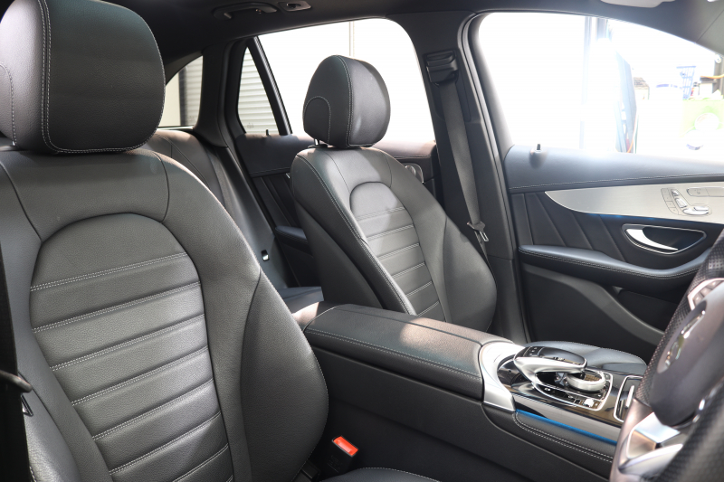 メルセデスベンツ GLC GLC250 4MATIC ｽﾎﾟｰﾂ 本革仕様 ﾚｰﾀﾞｰｾｰﾌﾃｨPKG　ｷｰﾚｽｺﾞｰ 黒本革 ﾊﾟﾉﾗﾏSR ﾍｯﾄﾞｱｯﾌﾟD HDDﾅﾋﾞTV BT音楽 ﾌﾞﾙﾒｽﾀｰ 360ｶﾒﾗ PTS LEDﾗｲﾄ ﾊﾝｽﾞﾌﾘｰA AMGｴｱﾛ&19AW ﾀﾞｲﾅﾐｯｸS 9AT　2年保証