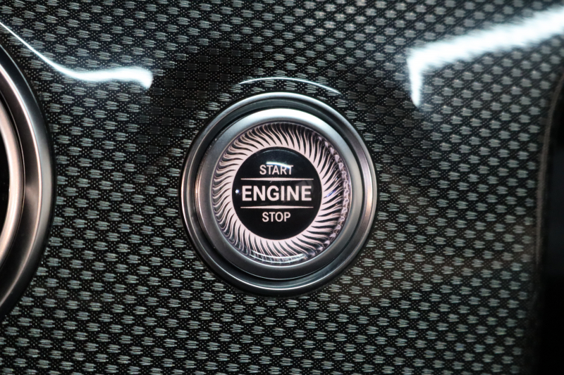 AMG Eクラス E53 4MATIC+ ｴｸｽｸﾙｰｼﾌﾞ&ﾚｰﾀﾞｰｾｰﾌﾃｨPKG　ISG搭載 後期 ｷｰﾚｽｺﾞｰ 黒本革 ﾍﾞﾝﾁﾚｰﾀｰ ﾊﾟﾉﾗﾏSR ﾍｯﾄﾞｱｯﾌﾟD MBUXﾅﾋﾞTV ｽﾏﾎ連携 ﾌﾞﾙﾒｽﾀｰ 360ｶﾒﾗ PTS LEDﾗｲﾄ 自動ﾄﾗﾝｸ AMG専用装備&ﾁｭｰﾆﾝｸﾞ ｸﾛｰｼﾞﾝｸﾞS 9AT　2年保証