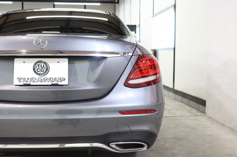 メルセデスベンツ Eクラス E220d AVG AMGﾗｲﾝ ｴｸｽｸﾙｰｼﾌﾞ&ﾚｰﾀﾞｰｾｰﾌﾃｨPKG　中期 MEｺﾈｸﾄ ｷｰﾚｽｺﾞｰ 黒本革 ｼｰﾄﾋｰﾀｰ HUD HDDﾅﾋﾞTV ｽﾏﾎ連携 ﾌﾞﾙﾒｽﾀｰ 360ｶﾒﾗ PTS LEDﾍｯﾄﾞﾗｲﾄ AMGｴｱﾛ&19AW ﾀﾞｲﾅﾐｯｸｾﾚｸﾄ ﾊﾟﾄﾞﾙｼﾌﾄ 9AT　2年保証