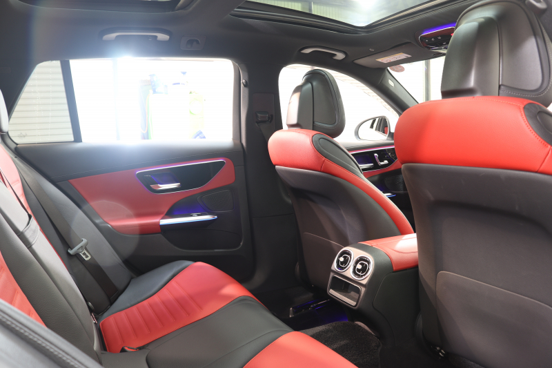 メルセデスベンツ Cクラス C200ｽﾃｰｼｮﾝﾜｺﾞﾝ AVG AMGﾗｲﾝ ﾚｻﾞｰｴｸｽｸﾙｰｼﾌﾞ&ﾍﾞｰｼｯｸ&ﾚｰﾀﾞｰｾｰﾌﾃｨPKG　ISG搭載 ｷｰﾚｽｺﾞｰ 赤/黒本革 ﾊﾟﾉﾗﾏSR ﾍｯﾄﾞｱｯﾌﾟD MBUXﾅﾋﾞTV&ARﾅﾋﾞ ｽﾏﾎ連携 360ｶﾒﾗ PTS LEDﾗｲﾄ 自動Rｹﾞｰﾄ AMGｴｱﾛ&18AW 9AT　2年保証