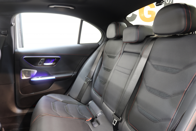 AMG Cクラス C43 4MATIC AMGﾅｲﾄ&ﾚｰﾀﾞｰｾｰﾌﾃｨPKG　BSG搭載 MEｺﾈｸﾄ ｷｰﾚｽｺﾞｰ 黒本革 ﾍﾞﾝﾁﾚｰﾀｰ ﾊﾟﾉﾗﾏSR ﾍｯﾄﾞｱｯﾌﾟD MBUXﾅﾋﾞTV&ARﾅﾋﾞ ｽﾏﾎ連携 ﾌﾞﾙﾒｽﾀｰ 360ｶﾒﾗ PTS LEDﾗｲﾄ 自動ﾄﾗﾝｸ AMG専用装備&ﾁｭｰﾆﾝｸﾞ ﾘｱｱｸｽﾙｽﾃｱ 9AT　2年保証