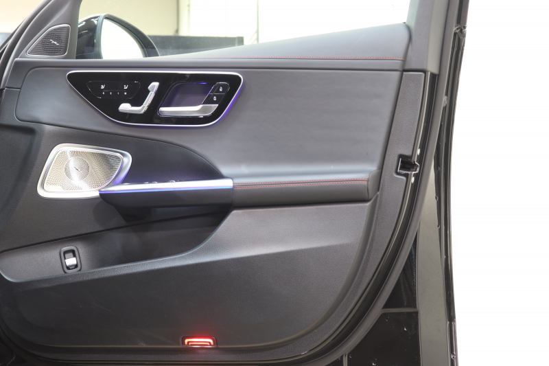 AMG Cクラス C43 4MATIC AMGﾅｲﾄ&ﾚｰﾀﾞｰｾｰﾌﾃｨPKG　BSG搭載 MEｺﾈｸﾄ ｷｰﾚｽｺﾞｰ 黒本革 ﾍﾞﾝﾁﾚｰﾀｰ ﾊﾟﾉﾗﾏSR ﾍｯﾄﾞｱｯﾌﾟD MBUXﾅﾋﾞTV&ARﾅﾋﾞ ｽﾏﾎ連携 ﾌﾞﾙﾒｽﾀｰ 360ｶﾒﾗ PTS LEDﾗｲﾄ 自動ﾄﾗﾝｸ AMG専用装備&ﾁｭｰﾆﾝｸﾞ ﾘｱｱｸｽﾙｽﾃｱ 9AT　2年保証