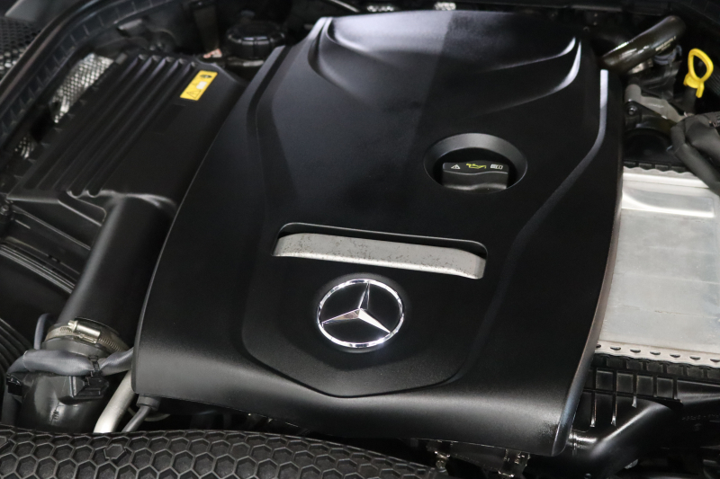 メルセデスベンツ Cクラス C200 AVG AMGﾗｲﾝ ﾚｻﾞｰｴｸｽｸﾙｰｼﾌﾞ&ﾚｰﾀﾞｰｾｰﾌﾃｨPKG　ｷｰﾚｽｺﾞｰ 赤本革 HDDﾅﾋﾞTV BT音楽 ﾊﾞｯｸｶﾒﾗ PTS LEDﾗｲﾄ ﾊﾝｽﾞﾌﾘｰA AMGｴｱﾛ&18AW ﾀﾞｲﾅﾐｯｸS ｴｱｻｽ　2年保証