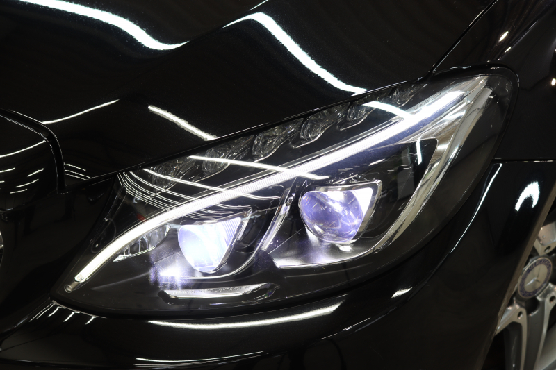 メルセデスベンツ Cクラス C200 AVG AMGﾗｲﾝ ﾚｻﾞｰｴｸｽｸﾙｰｼﾌﾞ&ﾚｰﾀﾞｰｾｰﾌﾃｨPKG　ｷｰﾚｽｺﾞｰ 赤本革 HDDﾅﾋﾞTV BT音楽 ﾊﾞｯｸｶﾒﾗ PTS LEDﾗｲﾄ ﾊﾝｽﾞﾌﾘｰA AMGｴｱﾛ&18AW ﾀﾞｲﾅﾐｯｸS ｴｱｻｽ　2年保証