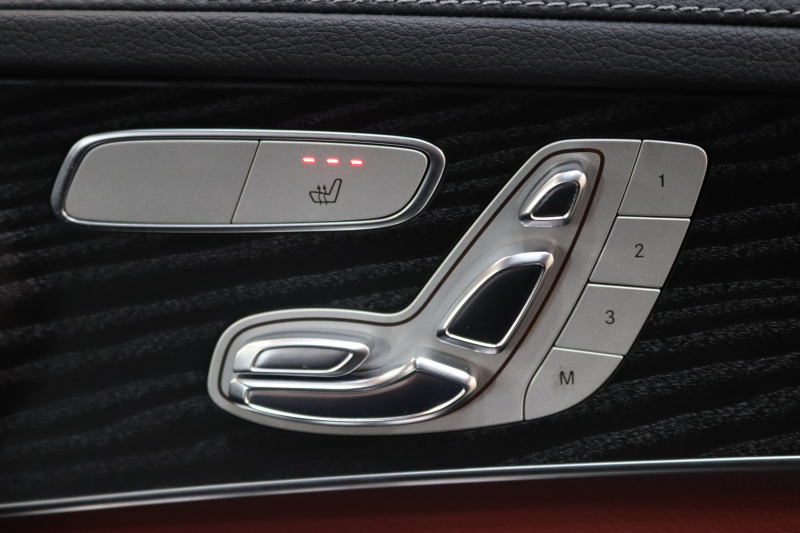 メルセデスベンツ Cクラス C200 AVG AMGﾗｲﾝ ﾚｻﾞｰｴｸｽｸﾙｰｼﾌﾞ&ﾚｰﾀﾞｰｾｰﾌﾃｨPKG　ｷｰﾚｽｺﾞｰ 赤本革 HDDﾅﾋﾞTV BT音楽 ﾊﾞｯｸｶﾒﾗ PTS LEDﾗｲﾄ ﾊﾝｽﾞﾌﾘｰA AMGｴｱﾛ&18AW ﾀﾞｲﾅﾐｯｸS ｴｱｻｽ　2年保証