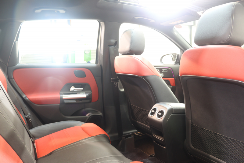 メルセデスベンツ Bクラス B200d AMGﾗｲﾝ AMGﾚｻﾞｰｴｸｽｸﾙｰｼﾌﾞ&ｱﾄﾞﾊﾞﾝｽﾄﾞ&ﾅﾋﾞｹﾞｰｼｮﾝ&ﾚｰﾀﾞｰｾｰﾌﾃｨPKG　1ｵｰﾅｰ ｷｰﾚｽｺﾞｰ 赤/黒本革 ﾊﾟﾉﾗﾏSR HUD MBUXﾅﾋﾞTV BT音楽 360ｶﾒﾗ PTS LEDﾗｲﾄ 自動Rｹﾞｰﾄ AMGｴｱﾛ&18AW ﾜｲﾔﾚｽ充電 8AT 希少色ﾏｳﾝﾃﾝｸﾞﾚｰ　2年保証