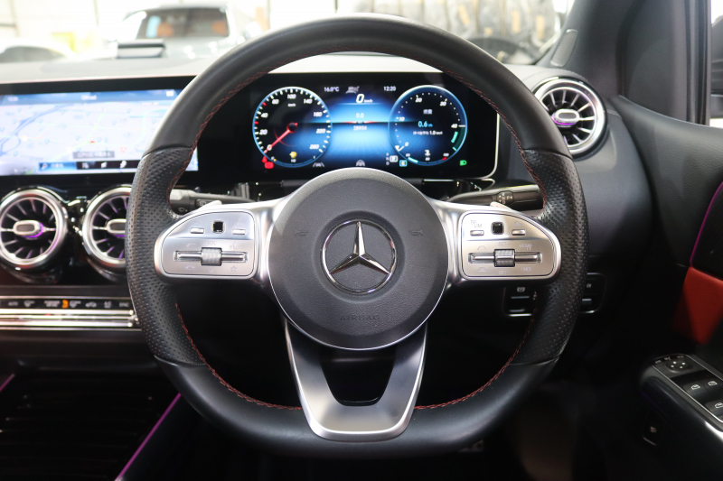 メルセデスベンツ Bクラス B200d AMGﾗｲﾝ AMGﾚｻﾞｰｴｸｽｸﾙｰｼﾌﾞ&ｱﾄﾞﾊﾞﾝｽﾄﾞ&ﾅﾋﾞｹﾞｰｼｮﾝ&ﾚｰﾀﾞｰｾｰﾌﾃｨPKG　1ｵｰﾅｰ ｷｰﾚｽｺﾞｰ 赤/黒本革 ﾊﾟﾉﾗﾏSR HUD MBUXﾅﾋﾞTV BT音楽 360ｶﾒﾗ PTS LEDﾗｲﾄ 自動Rｹﾞｰﾄ AMGｴｱﾛ&18AW ﾜｲﾔﾚｽ充電 8AT 希少色ﾏｳﾝﾃﾝｸﾞﾚｰ　2年保証