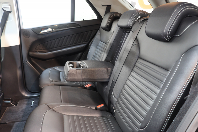 メルセデスベンツ GLE GLE350d 4MATIC ｽﾎﾟｰﾂ ｴｸｽｸﾙｰｼﾌﾞ&ﾚｰﾀﾞｰｾｰﾌﾃｨPKG　ｷｰﾚｽｺﾞｰ 黒本革 ﾊﾟﾉﾗﾏSR HDDﾅﾋﾞTV BT音楽 harman/kardon 360ｶﾒﾗ PTS LEDﾗｲﾄ 自動Rｹﾞｰﾄ AMGｴｱﾛ&20AW ﾀﾞｲﾅﾐｯｸS 9AT　2年保証