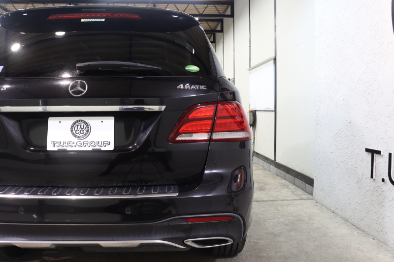 メルセデスベンツ GLE GLE350d 4MATIC ｽﾎﾟｰﾂ ｴｸｽｸﾙｰｼﾌﾞ&ﾚｰﾀﾞｰｾｰﾌﾃｨPKG　ｷｰﾚｽｺﾞｰ 黒本革 ﾊﾟﾉﾗﾏSR HDDﾅﾋﾞTV BT音楽 harman/kardon 360ｶﾒﾗ PTS LEDﾗｲﾄ 自動Rｹﾞｰﾄ AMGｴｱﾛ&20AW ﾀﾞｲﾅﾐｯｸS 9AT　2年保証