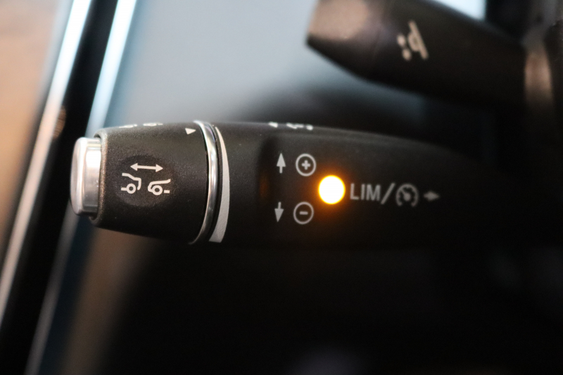 AMG Cクラス C43 4MATIC ｴｸｽｸﾙｰｼﾌﾞ&ﾚｰﾀﾞｰｾｰﾌﾃｨPKG　中期 ｷｰﾚｽｺﾞｰ 黒本革 ﾍｯﾄﾞｱｯﾌﾟD HDDﾅﾋﾞTV BT音楽 ﾌﾞﾙﾒｽﾀｰ ﾊﾞｯｸｶﾒﾗ PTS LEDﾗｲﾄ ﾊﾝｽﾞﾌﾘｰA AMG専用装備&ﾁｭｰﾆﾝｸﾞ 9AT　2年保証