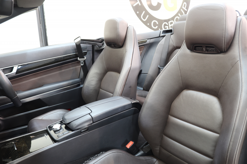 メルセデスベンツ Eクラス E250ｶﾌﾞﾘｵﾚ AMGｽﾎﾟｰﾂ&ﾚｰﾀﾞｰｾｰﾌﾃｨPKG　後期 ｷｰﾚｽｺﾞｰ 茶本革 ｴｱｽｶｰﾌ HDDﾅﾋﾞTV&ｷｬﾝｾﾗｰ BT音楽 360ｶﾒﾗ PTS LEDﾗｲﾄ AMGｴｱﾛ&18AW ｴｱｷｬｯﾌﾟ ﾄﾞﾗﾌﾄｽﾄｯﾌﾟ 茶幌 7AT　2年保証