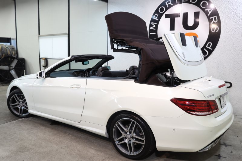 メルセデスベンツ Eクラス E250ｶﾌﾞﾘｵﾚ AMGｽﾎﾟｰﾂ&ﾚｰﾀﾞｰｾｰﾌﾃｨPKG　後期 ｷｰﾚｽｺﾞｰ 茶本革 ｴｱｽｶｰﾌ HDDﾅﾋﾞTV&ｷｬﾝｾﾗｰ BT音楽 360ｶﾒﾗ PTS LEDﾗｲﾄ AMGｴｱﾛ&18AW ｴｱｷｬｯﾌﾟ ﾄﾞﾗﾌﾄｽﾄｯﾌﾟ 茶幌 7AT　2年保証