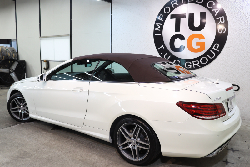 メルセデスベンツ Eクラス E250ｶﾌﾞﾘｵﾚ AMGｽﾎﾟｰﾂ&ﾚｰﾀﾞｰｾｰﾌﾃｨPKG　後期 ｷｰﾚｽｺﾞｰ 茶本革 ｴｱｽｶｰﾌ HDDﾅﾋﾞTV&ｷｬﾝｾﾗｰ BT音楽 360ｶﾒﾗ PTS LEDﾗｲﾄ AMGｴｱﾛ&18AW ｴｱｷｬｯﾌﾟ ﾄﾞﾗﾌﾄｽﾄｯﾌﾟ 茶幌 7AT　2年保証