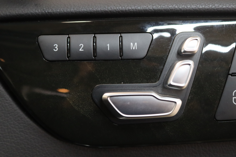 メルセデスベンツ GLE GLE350d 4MATIC ｽﾎﾟｰﾂ ﾚｰﾀﾞｰｾｰﾌﾃｨPKG　ｷｰﾚｽｺﾞｰ 黒本革 ﾊﾟﾉﾗﾏSR HDDﾅﾋﾞTV ｽﾏﾎ連携 harman/kardon 360ｶﾒﾗ PTS LEDﾗｲﾄ 自動Rｹﾞｰﾄ AMGｴｱﾛ&20AW ﾊﾟﾅﾒﾘｶｰﾅｸﾞﾘﾙ ﾌﾞﾗｯｸｻｲﾄﾞﾎﾞｰﾄﾞ 9AT　2年保証