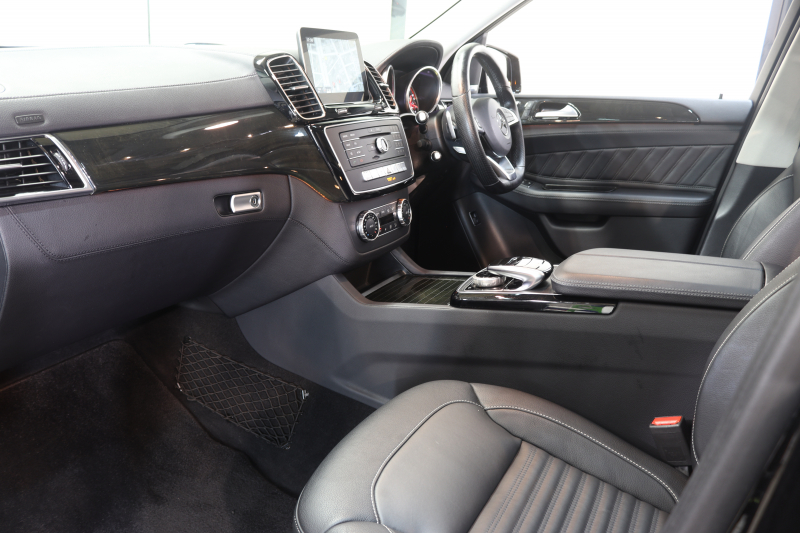 メルセデスベンツ GLE GLE350d 4MATIC ｽﾎﾟｰﾂ ﾚｰﾀﾞｰｾｰﾌﾃｨPKG　ｷｰﾚｽｺﾞｰ 黒本革 ﾊﾟﾉﾗﾏSR HDDﾅﾋﾞTV ｽﾏﾎ連携 harman/kardon 360ｶﾒﾗ PTS LEDﾗｲﾄ 自動Rｹﾞｰﾄ AMGｴｱﾛ&20AW ﾊﾟﾅﾒﾘｶｰﾅｸﾞﾘﾙ ﾌﾞﾗｯｸｻｲﾄﾞﾎﾞｰﾄﾞ 9AT　2年保証