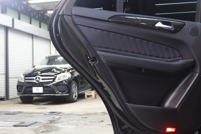 メルセデスベンツ GLE GLE350d 4MATIC ｽﾎﾟｰﾂ ﾚｰﾀﾞｰｾｰﾌﾃｨPKG　ｷｰﾚｽｺﾞｰ 黒本革 ﾊﾟﾉﾗﾏSR HDDﾅﾋﾞTV ｽﾏﾎ連携 harman/kardon 360ｶﾒﾗ PTS LEDﾗｲﾄ 自動Rｹﾞｰﾄ AMGｴｱﾛ&20AW ﾊﾟﾅﾒﾘｶｰﾅｸﾞﾘﾙ ﾌﾞﾗｯｸｻｲﾄﾞﾎﾞｰﾄﾞ 9AT　2年保証