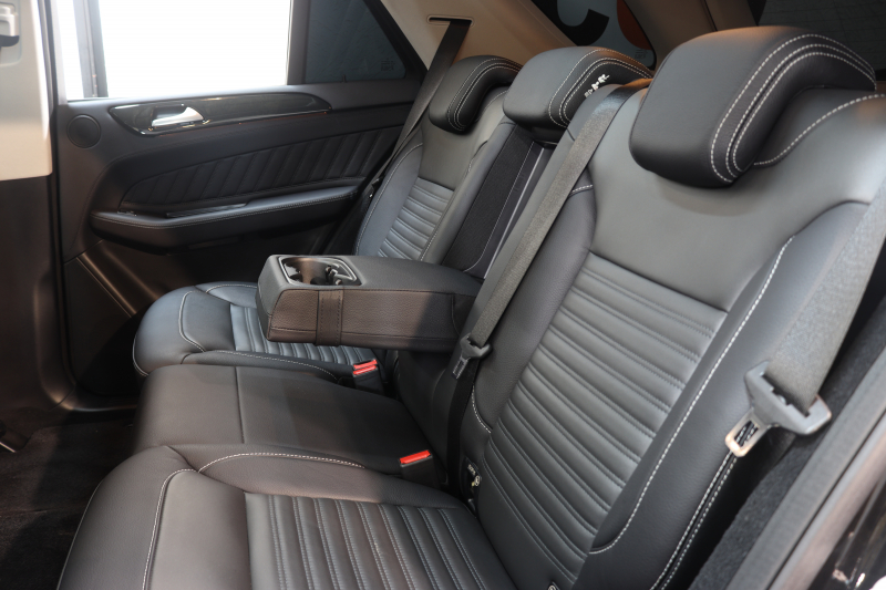 メルセデスベンツ GLE GLE350d 4MATIC ｽﾎﾟｰﾂ ﾚｰﾀﾞｰｾｰﾌﾃｨPKG　ｷｰﾚｽｺﾞｰ 黒本革 ﾊﾟﾉﾗﾏSR HDDﾅﾋﾞTV ｽﾏﾎ連携 harman/kardon 360ｶﾒﾗ PTS LEDﾗｲﾄ 自動Rｹﾞｰﾄ AMGｴｱﾛ&20AW ﾊﾟﾅﾒﾘｶｰﾅｸﾞﾘﾙ ﾌﾞﾗｯｸｻｲﾄﾞﾎﾞｰﾄﾞ 9AT　2年保証