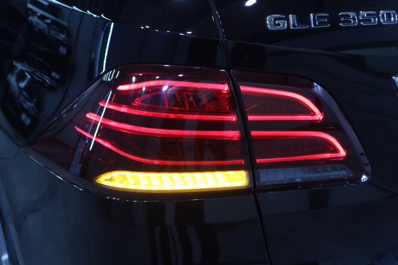 メルセデスベンツ GLE GLE350d 4MATIC ｽﾎﾟｰﾂ ﾚｰﾀﾞｰｾｰﾌﾃｨPKG　ｷｰﾚｽｺﾞｰ 黒本革 ﾊﾟﾉﾗﾏSR HDDﾅﾋﾞTV ｽﾏﾎ連携 harman/kardon 360ｶﾒﾗ PTS LEDﾗｲﾄ 自動Rｹﾞｰﾄ AMGｴｱﾛ&20AW ﾊﾟﾅﾒﾘｶｰﾅｸﾞﾘﾙ ﾌﾞﾗｯｸｻｲﾄﾞﾎﾞｰﾄﾞ 9AT　2年保証