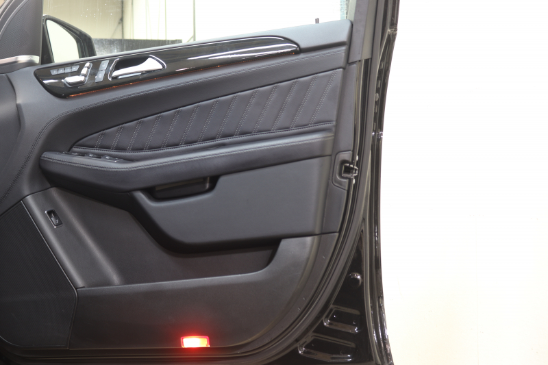 メルセデスベンツ GLE GLE350d 4MATIC ｽﾎﾟｰﾂ ﾚｰﾀﾞｰｾｰﾌﾃｨPKG　ｷｰﾚｽｺﾞｰ 黒本革 ﾊﾟﾉﾗﾏSR HDDﾅﾋﾞTV ｽﾏﾎ連携 harman/kardon 360ｶﾒﾗ PTS LEDﾗｲﾄ 自動Rｹﾞｰﾄ AMGｴｱﾛ&20AW ﾊﾟﾅﾒﾘｶｰﾅｸﾞﾘﾙ ﾌﾞﾗｯｸｻｲﾄﾞﾎﾞｰﾄﾞ 9AT　2年保証