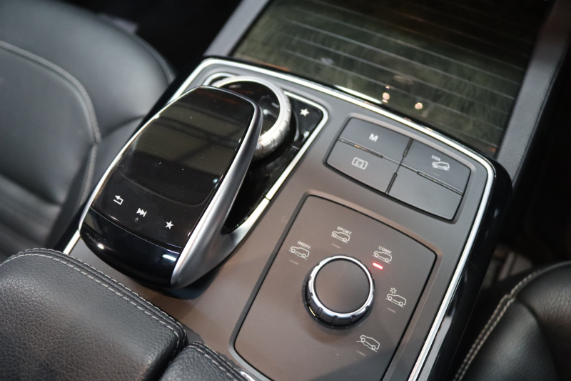 メルセデスベンツ GLE GLE350d 4MATIC ｽﾎﾟｰﾂ ﾚｰﾀﾞｰｾｰﾌﾃｨPKG　ｷｰﾚｽｺﾞｰ 黒本革 ﾊﾟﾉﾗﾏSR HDDﾅﾋﾞTV ｽﾏﾎ連携 harman/kardon 360ｶﾒﾗ PTS LEDﾗｲﾄ 自動Rｹﾞｰﾄ AMGｴｱﾛ&20AW ﾊﾟﾅﾒﾘｶｰﾅｸﾞﾘﾙ ﾌﾞﾗｯｸｻｲﾄﾞﾎﾞｰﾄﾞ 9AT　2年保証