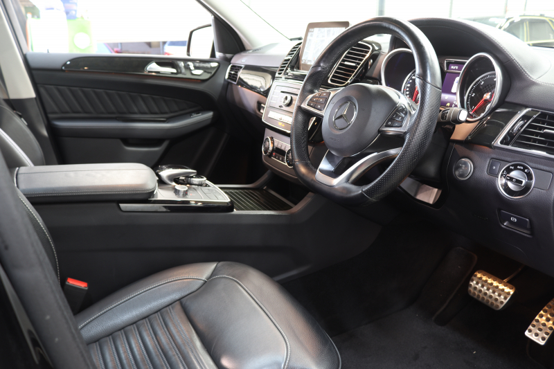 メルセデスベンツ GLE GLE350d 4MATIC ｽﾎﾟｰﾂ ﾚｰﾀﾞｰｾｰﾌﾃｨPKG　ｷｰﾚｽｺﾞｰ 黒本革 ﾊﾟﾉﾗﾏSR HDDﾅﾋﾞTV ｽﾏﾎ連携 harman/kardon 360ｶﾒﾗ PTS LEDﾗｲﾄ 自動Rｹﾞｰﾄ AMGｴｱﾛ&20AW ﾊﾟﾅﾒﾘｶｰﾅｸﾞﾘﾙ ﾌﾞﾗｯｸｻｲﾄﾞﾎﾞｰﾄﾞ 9AT　2年保証