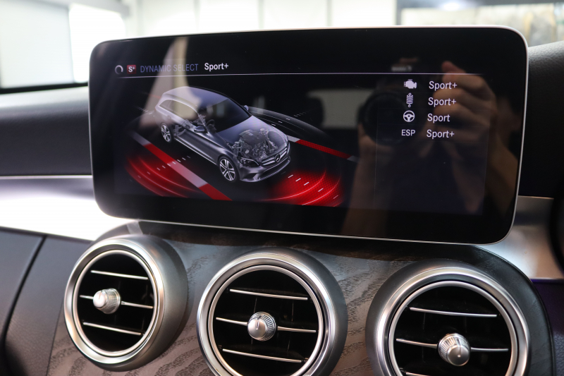 メルセデスベンツ Cクラス C200ｽﾃｰｼｮﾝﾜｺﾞﾝ AVG AMGﾗｲﾝ ﾚｰﾀﾞｰｾｰﾌﾃｨPKG　BSG搭載 後期 ｷｰﾚｽｺﾞｰ 黒革 HDDﾅﾋﾞTV&ｷｬﾝｾﾗｰ ｽﾏﾎ連携 ﾊﾞｯｸｶﾒﾗ PTS LEDﾗｲﾄ 自動Rｹﾞｰﾄ AMGｴｱﾛ&18AW ﾀﾞｲﾅﾐｯｸS ｴｱｻｽ 9AT　2年保証