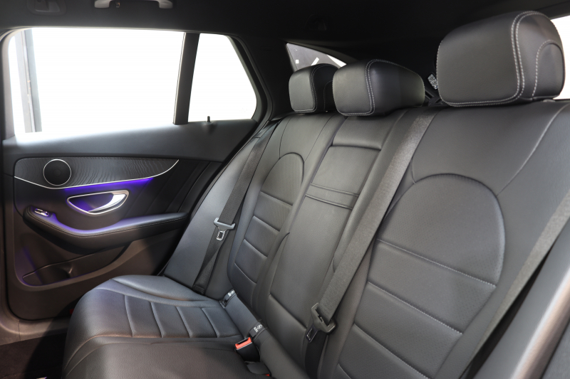 メルセデスベンツ Cクラス C200ｽﾃｰｼｮﾝﾜｺﾞﾝ AVG AMGﾗｲﾝ ﾚｰﾀﾞｰｾｰﾌﾃｨPKG　BSG搭載 後期 ｷｰﾚｽｺﾞｰ 黒革 HDDﾅﾋﾞTV&ｷｬﾝｾﾗｰ ｽﾏﾎ連携 ﾊﾞｯｸｶﾒﾗ PTS LEDﾗｲﾄ 自動Rｹﾞｰﾄ AMGｴｱﾛ&18AW ﾀﾞｲﾅﾐｯｸS ｴｱｻｽ 9AT　2年保証