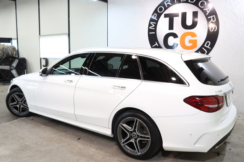 メルセデスベンツ Cクラス C200ｽﾃｰｼｮﾝﾜｺﾞﾝ AVG AMGﾗｲﾝ ﾚｰﾀﾞｰｾｰﾌﾃｨPKG　BSG搭載 後期 ｷｰﾚｽｺﾞｰ 黒革 HDDﾅﾋﾞTV&ｷｬﾝｾﾗｰ ｽﾏﾎ連携 ﾊﾞｯｸｶﾒﾗ PTS LEDﾗｲﾄ 自動Rｹﾞｰﾄ AMGｴｱﾛ&18AW ﾀﾞｲﾅﾐｯｸS ｴｱｻｽ 9AT　2年保証