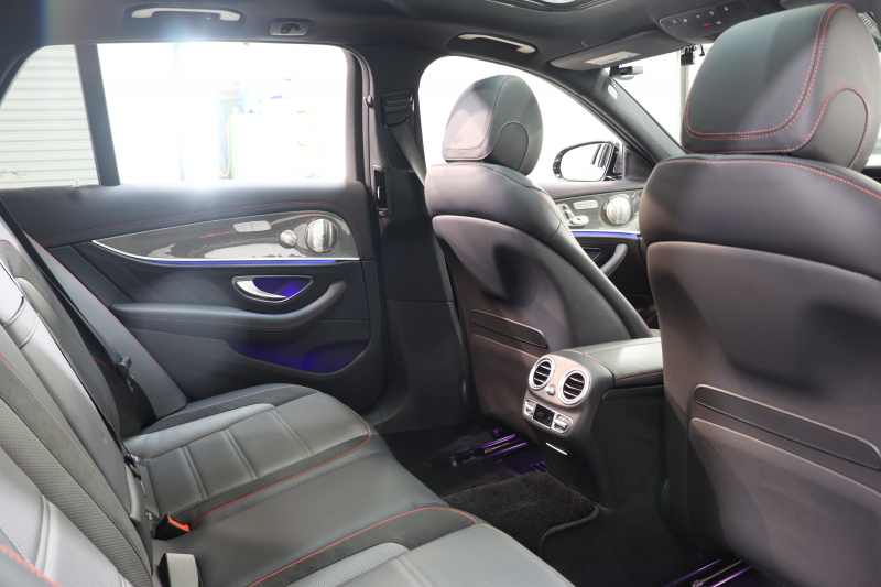 AMG Eクラス E53ｽﾃｰｼｮﾝﾜｺﾞﾝ 4MATIC+ ｴｸｽｸﾙｰｼﾌﾞ&ﾚｰﾀﾞｰｾｰﾌﾃｨPKG　ISG搭載 後期 ｷｰﾚｽｺﾞｰ 黒本革 ﾍﾞﾝﾁﾚｰﾀｰ ﾊﾟﾉﾗﾏSR HUD MBUXﾅﾋﾞTV&ｷｬﾝｾﾗｰ ｽﾏﾎ連携 ﾌﾞﾙﾒｽﾀｰ 360ｶﾒﾗ LEDﾗｲﾄ 自動Rｹﾞｰﾄ AMG専用装備&ﾁｭｰﾆﾝｸﾞ 9AT 希少色ｾﾚﾅｲﾄｸﾞﾚｰ　2年保証