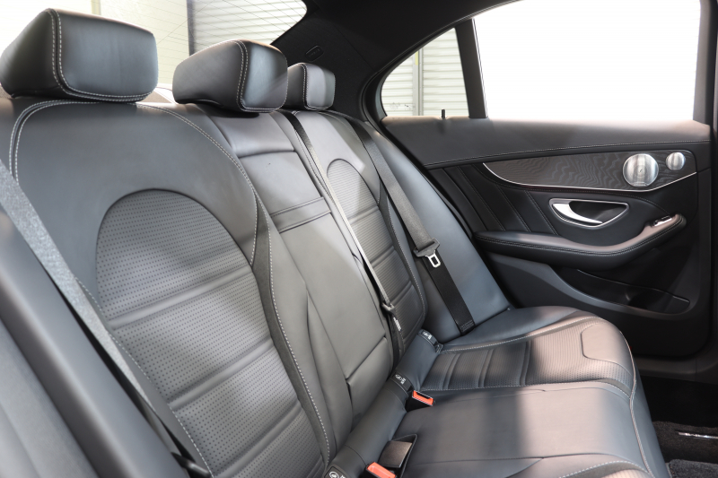 AMG Cクラス C63 ｴｸｽｸﾙｰｼﾌﾞ&ﾚｰﾀﾞｰｾｰﾌﾃｨPKG　ｷｰﾚｽｺﾞｰ 黒本革 ﾊﾟﾉﾗﾏSR HDDﾅﾋﾞTV BT音楽 ﾌﾞﾙﾒｽﾀｰ ﾊﾞｯｸｶﾒﾗ PTS LEDﾗｲﾄ ﾊﾝｽﾞﾌﾘｰA AMG専用装備&ﾁｭｰﾆﾝｸﾞﾀﾞｲﾅﾐｯｸｾﾚｸﾄ　2年保証