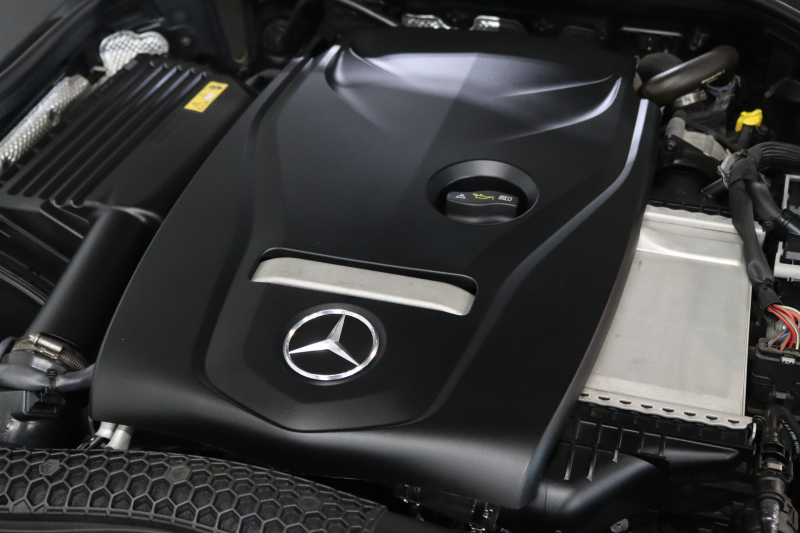 メルセデスベンツ Eクラス E250 AVG ｽﾎﾟｰﾂ ﾚｻﾞｰｴｸｽｸﾙｰｼﾌﾞ&ﾚｰﾀﾞｰｾｰﾌﾃｨPKG　ｷｰﾚｽｺﾞｰ 黒本革 ﾊﾟﾉﾗﾏSR HDDﾅﾋﾞTV ｽﾏﾎ連携 ﾌﾞﾙﾒｽﾀｰ 360ｶﾒﾗ PTS LEDﾗｲﾄ ﾊﾝｽﾞﾌﾘｰA AMGｴｱﾛ&19AW ﾀﾞｲﾅﾐｯｸS 9AT　2年保証